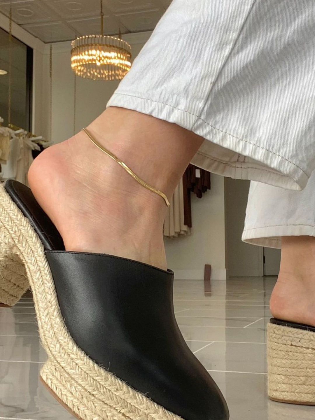 Modern Indian Anklets: Dainty Gold-Plated Payal for Every Style