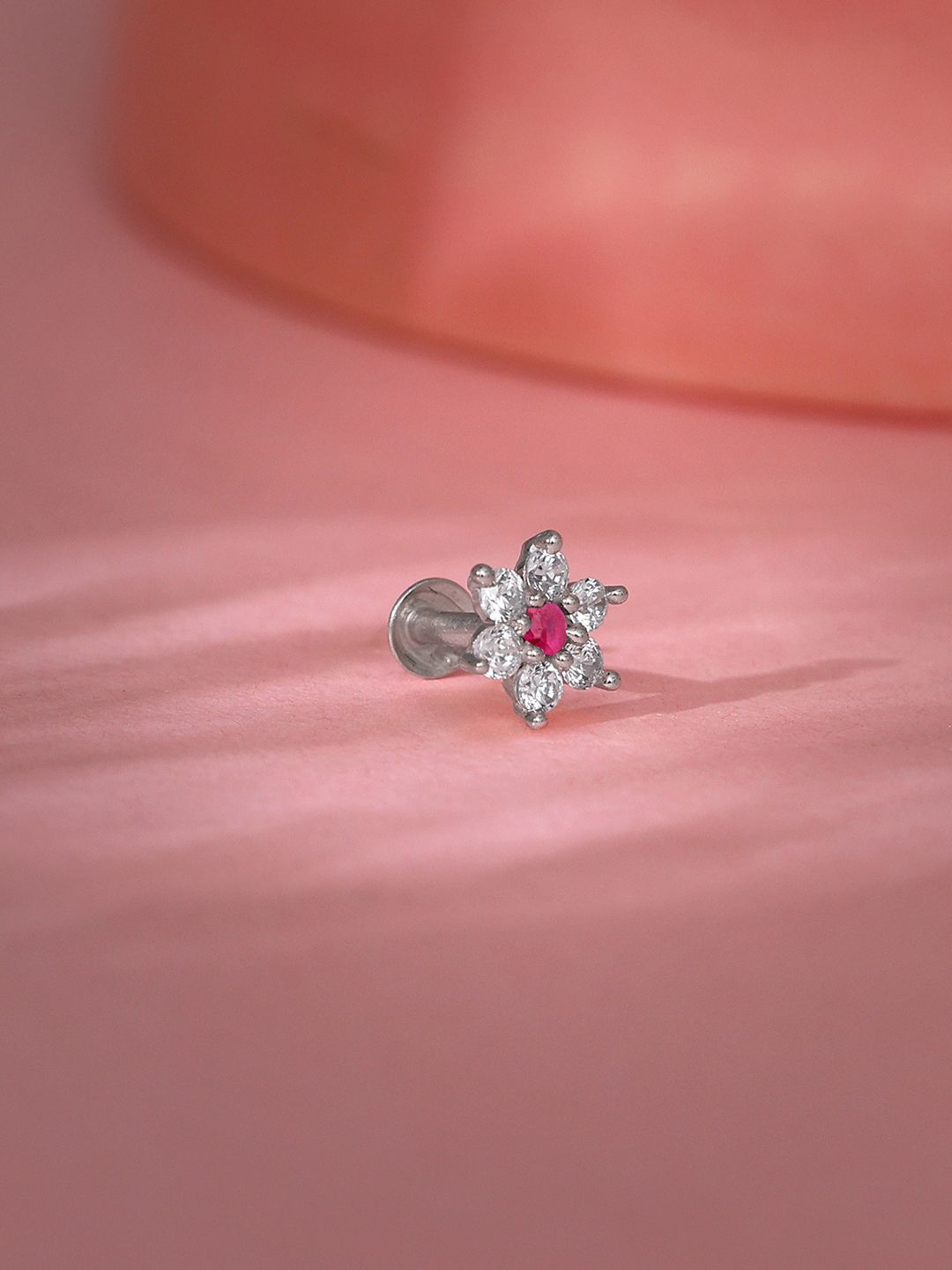 GIVA Rhodium Plated Diamond Cut Nose Pin