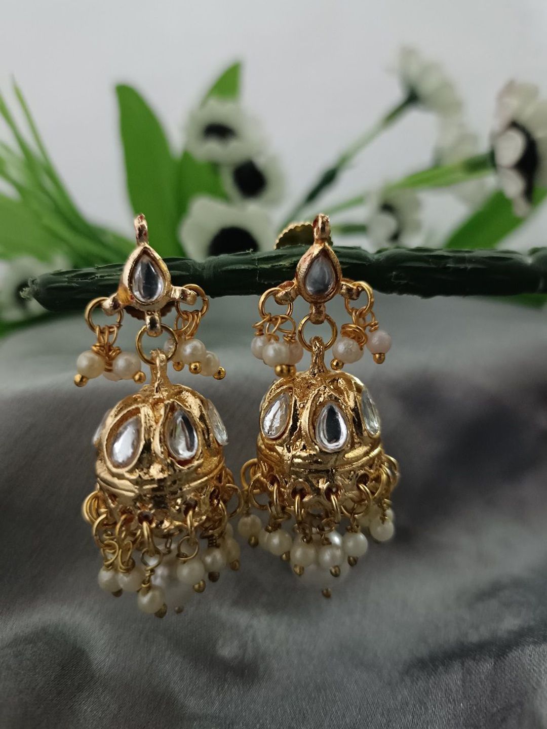 Gold Kundan & Pearl Jhumka