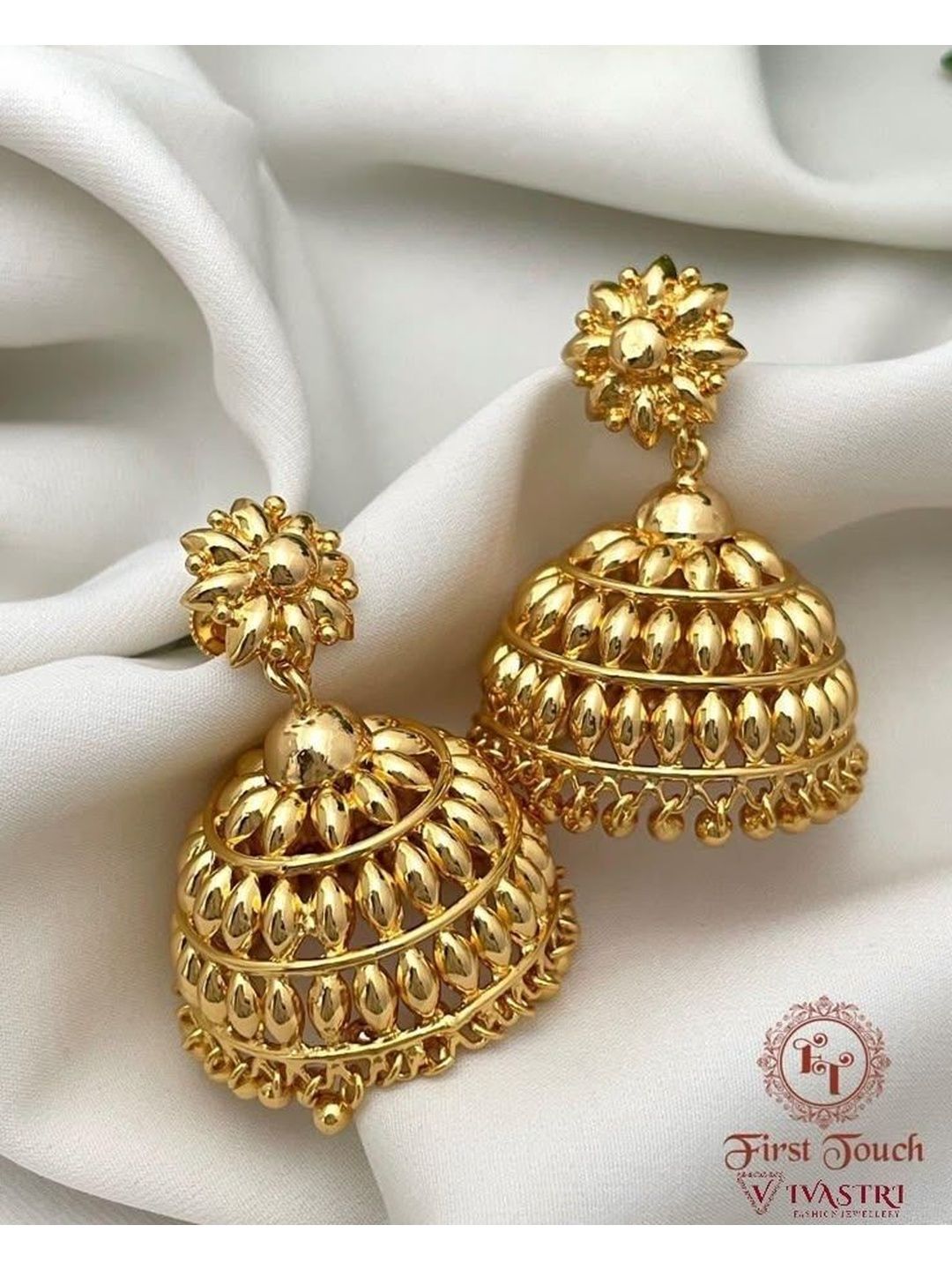 VIVASTRI Geometric Pattern Jhumka for Women