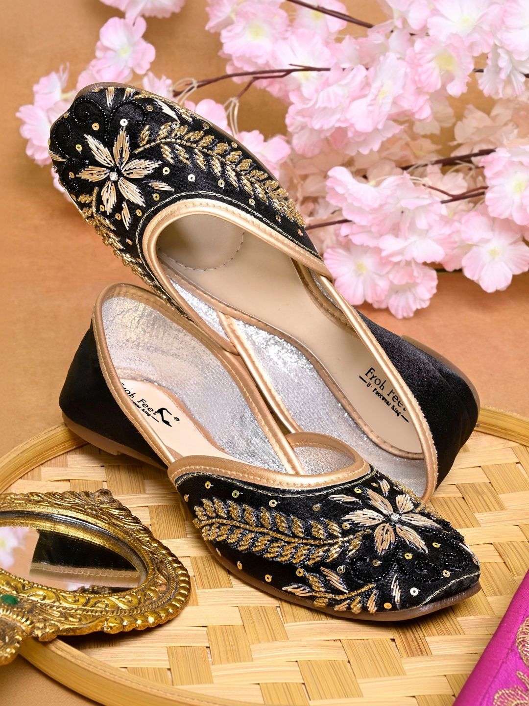 Trending Kolhapuri Chappals for Women | Elegant Black Embroidered Juttis