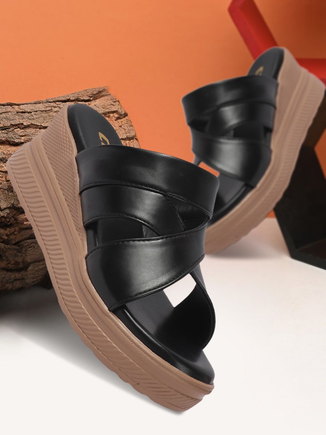 Colo Chic Buckled Wedge Sandals