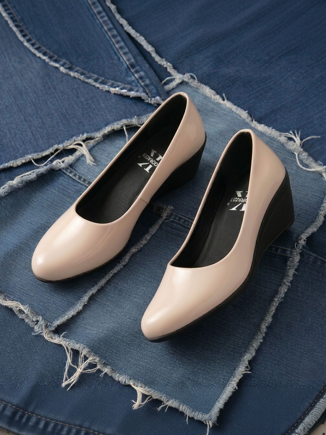 Workwear Wedge Pumps for Women