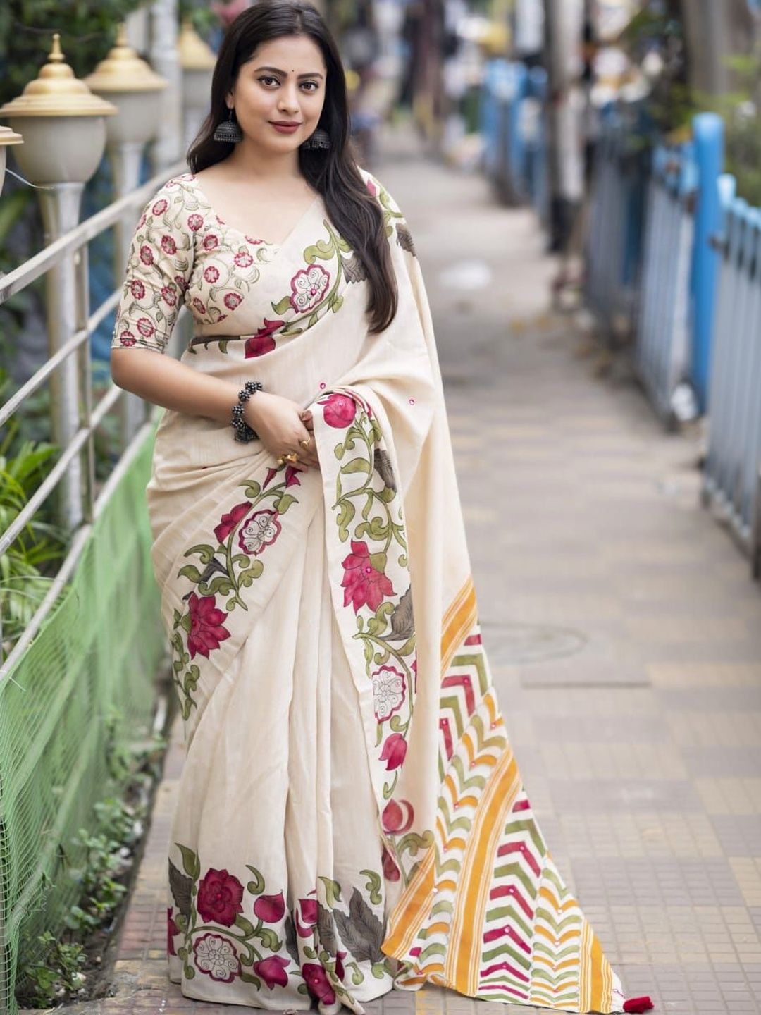 DarKau Mirror Work Fusion Chanderi Saree