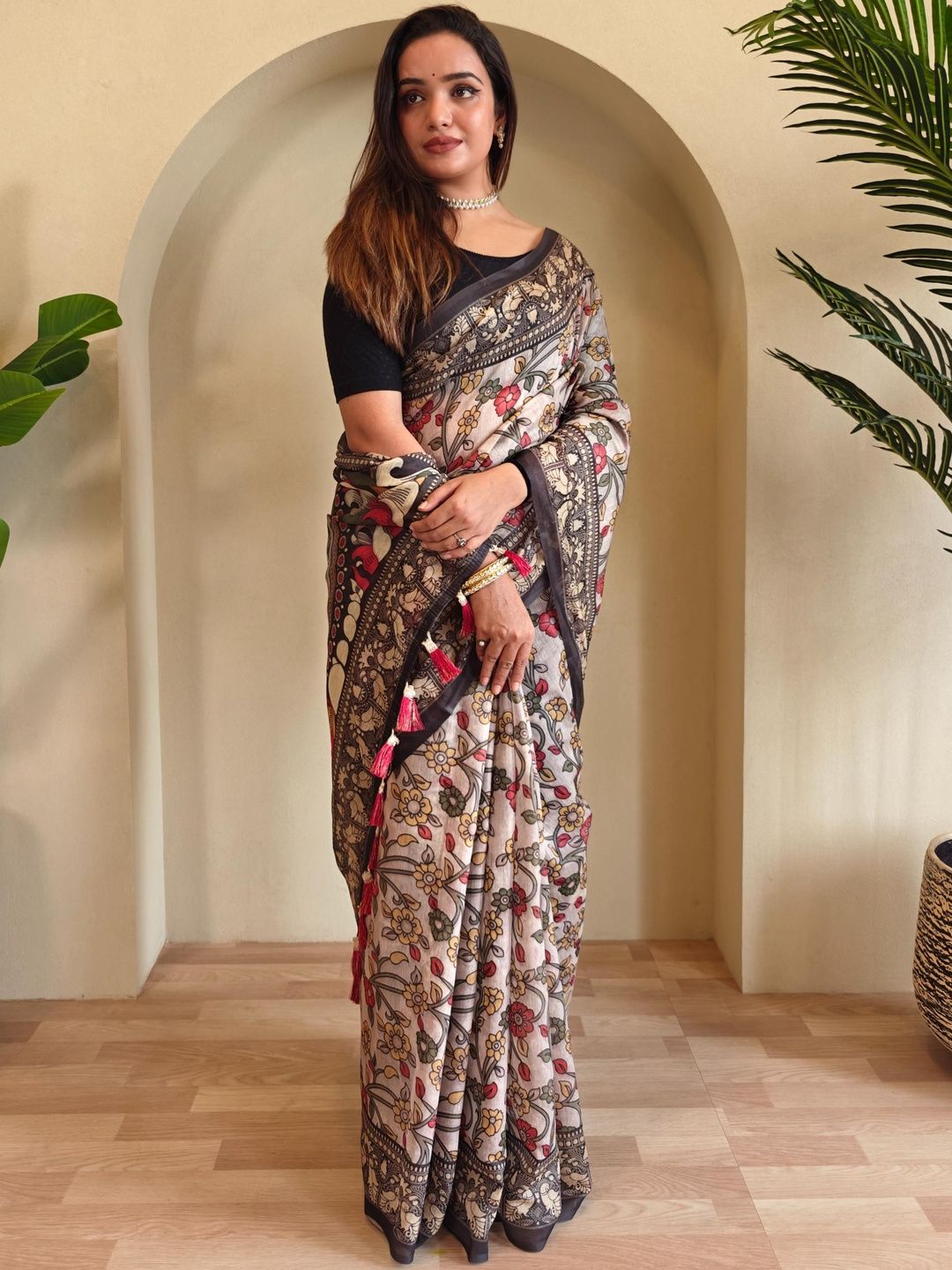 Mameraa Elegant Art Silk Kalamkari Saree