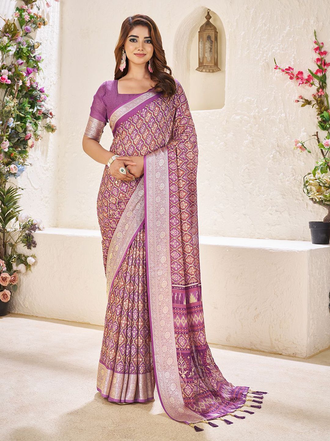 Rekha Maniyar Patola Chiffon Casual Saree For Women