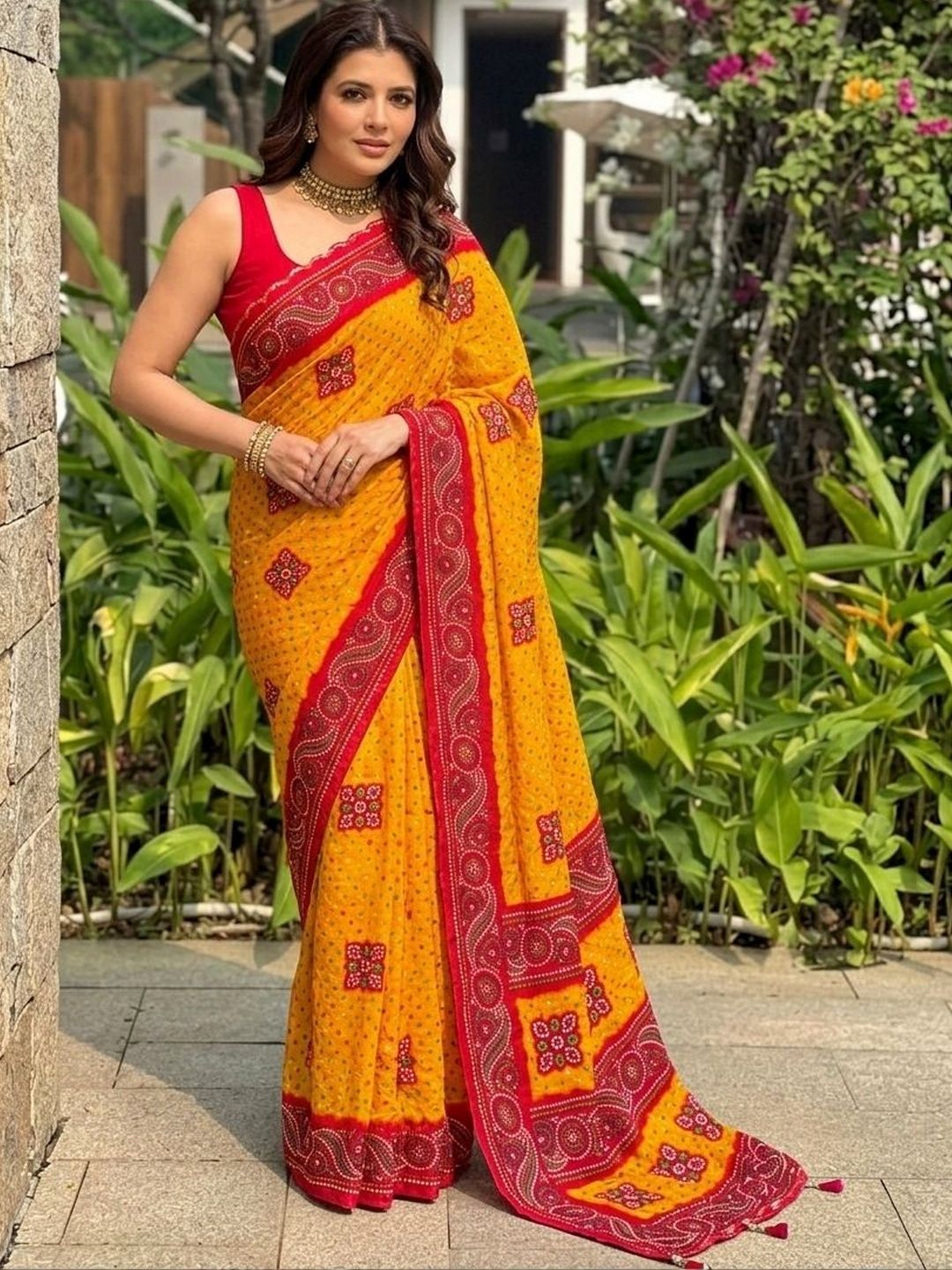 Sangria Silk Blend Mirror Work Bandhani Saree Women