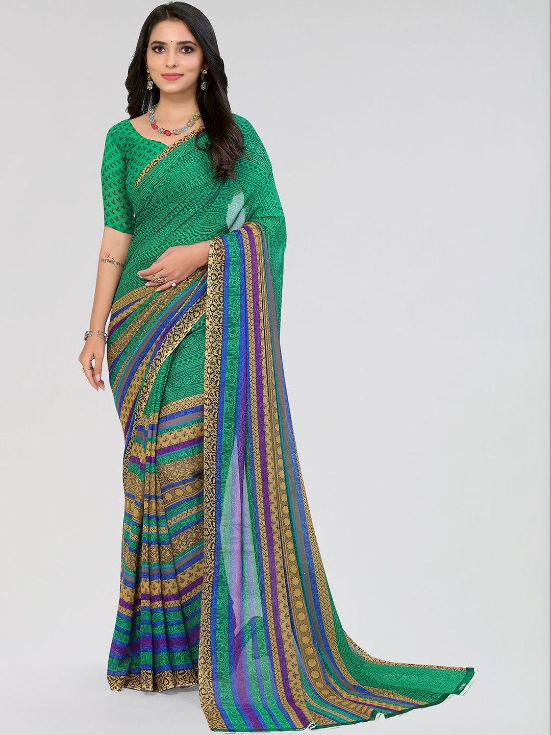 STYLETONE Floral Printed Georgette Saree