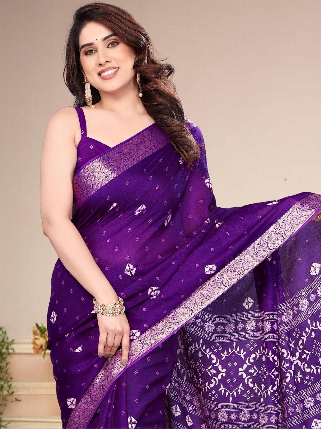 Superlaxmi Silk Blend Bandhani Saree Women